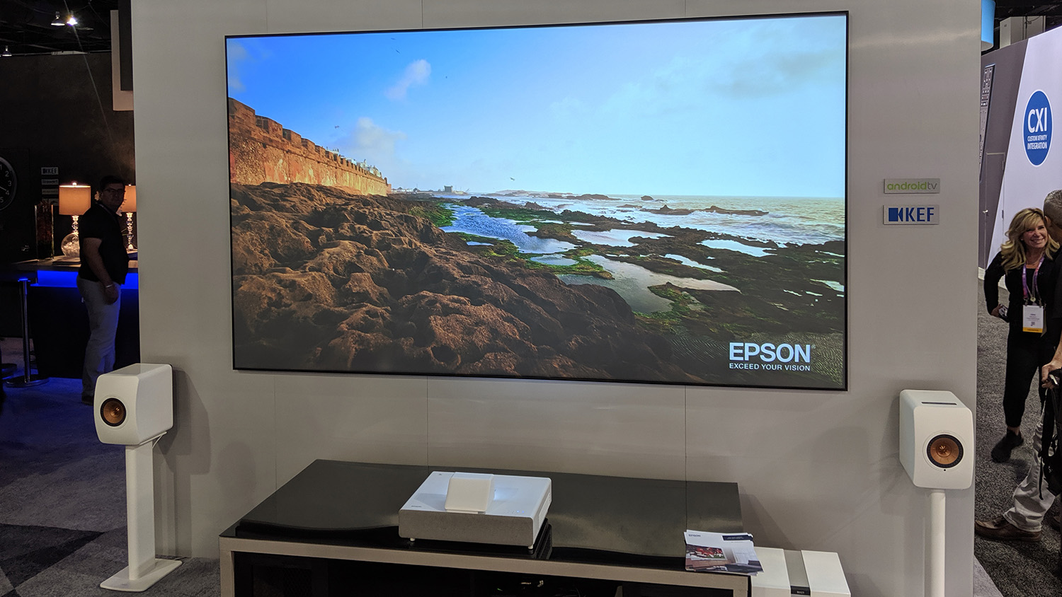 Epson EpiqVision Ultra LS650