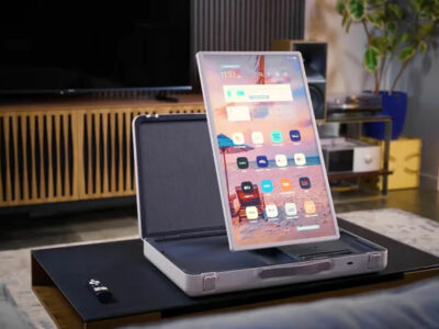 LG StanbyMe Go portable briefcase TV review