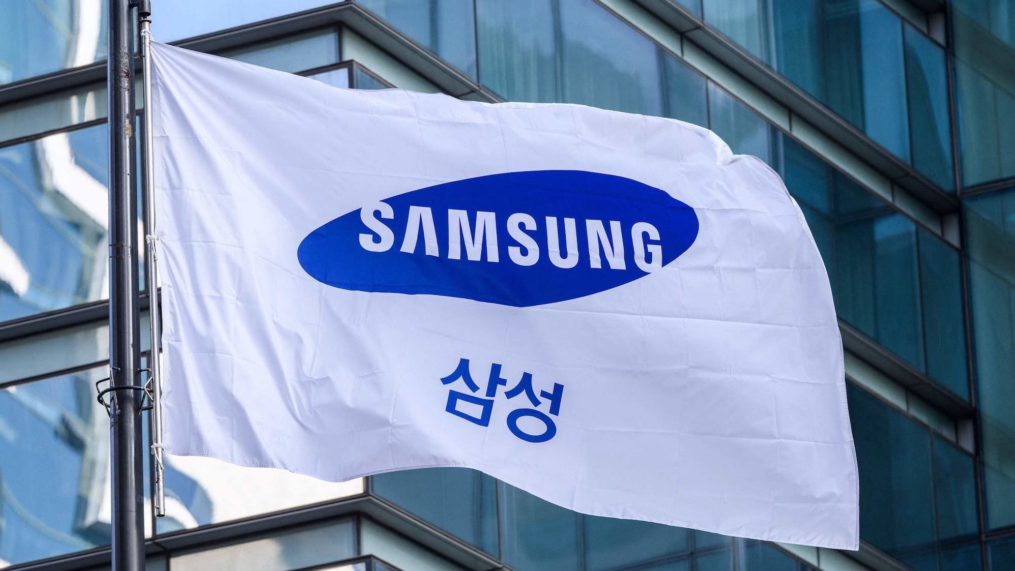 Google dan Samsung Bermitra untuk Memperbaiki Masalah Latar Belakang di Android 1 samsung