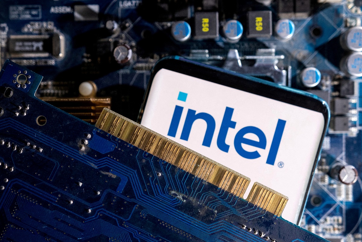 Meteor Lake CPU Akan Memulai Era 'AI PC', Pat Gelsinger Mengumumkan 1 intel ai powered
