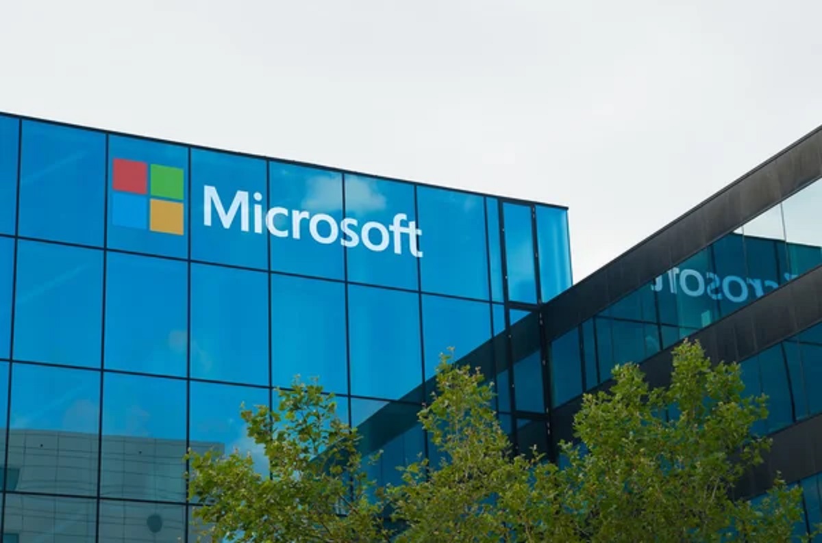 Microsoft Menyalahkan Aplikasi Pihak Ketiga atas Kerusakan Menu Start Windows 11 1 microsoft office building