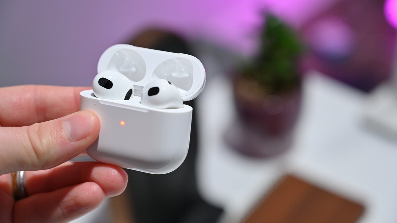 Apple Mulai Menjual AirPods Generasi Ketiga yang Direfurbish 1 AirPods generasi ketiga