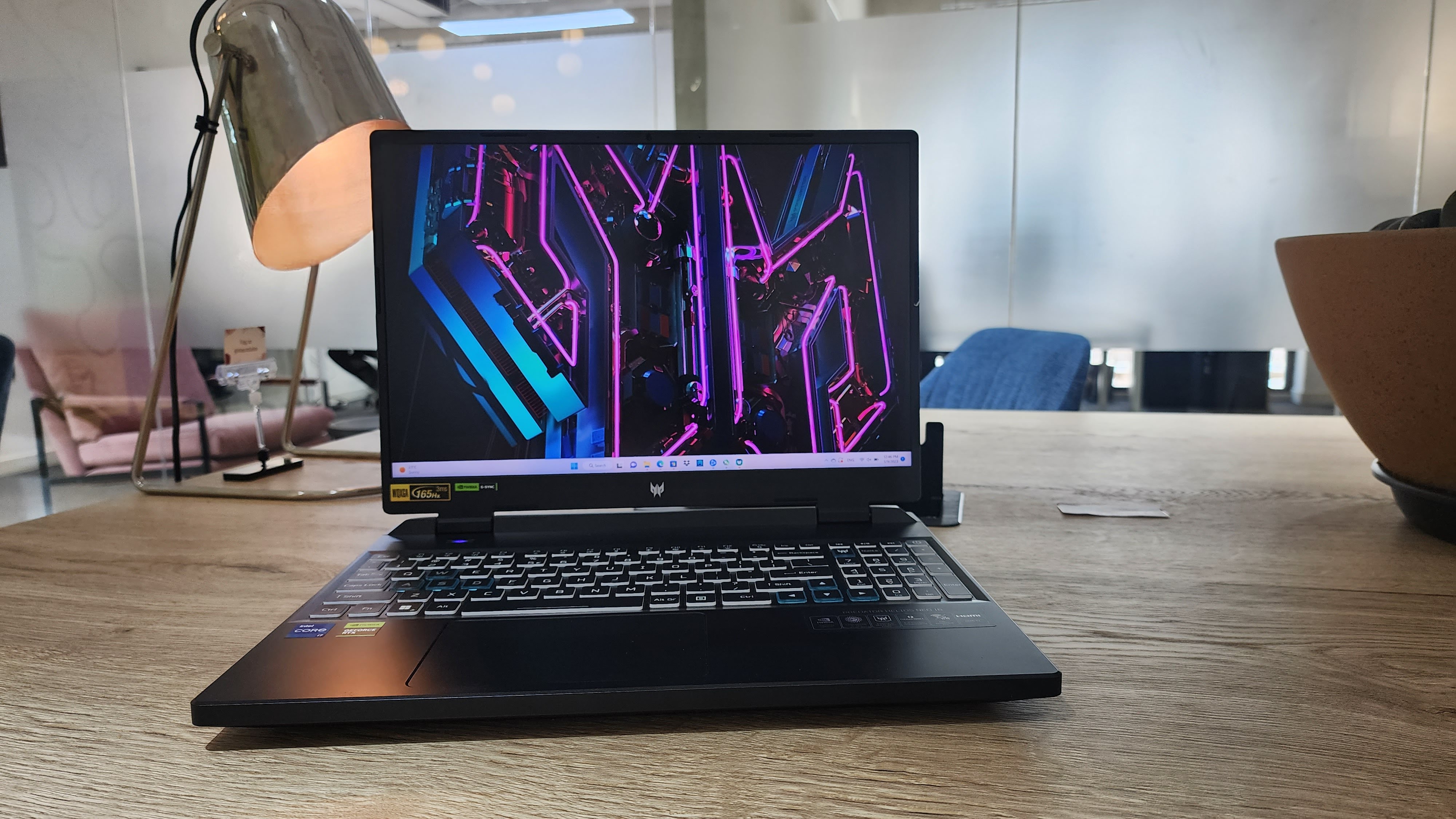 Acer Predator Helios Neo 16: Laptop Gaming dengan Fitur Lengkap 1 acer predator helios 16 neo