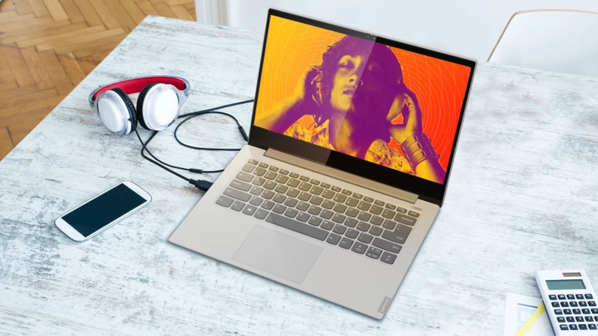 Lenovo IdeaPad Slim 3 Chromebook: Perangkat Terjangkau dengan Baterai Tahan Lama 1 lenovo ideapad slim 3 chromebook