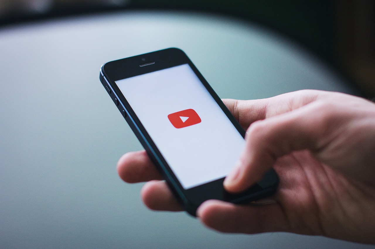 YouTube Meningkatkan Pengalaman Pengguna dengan Kecerdasan Buatan 1 youtube apps