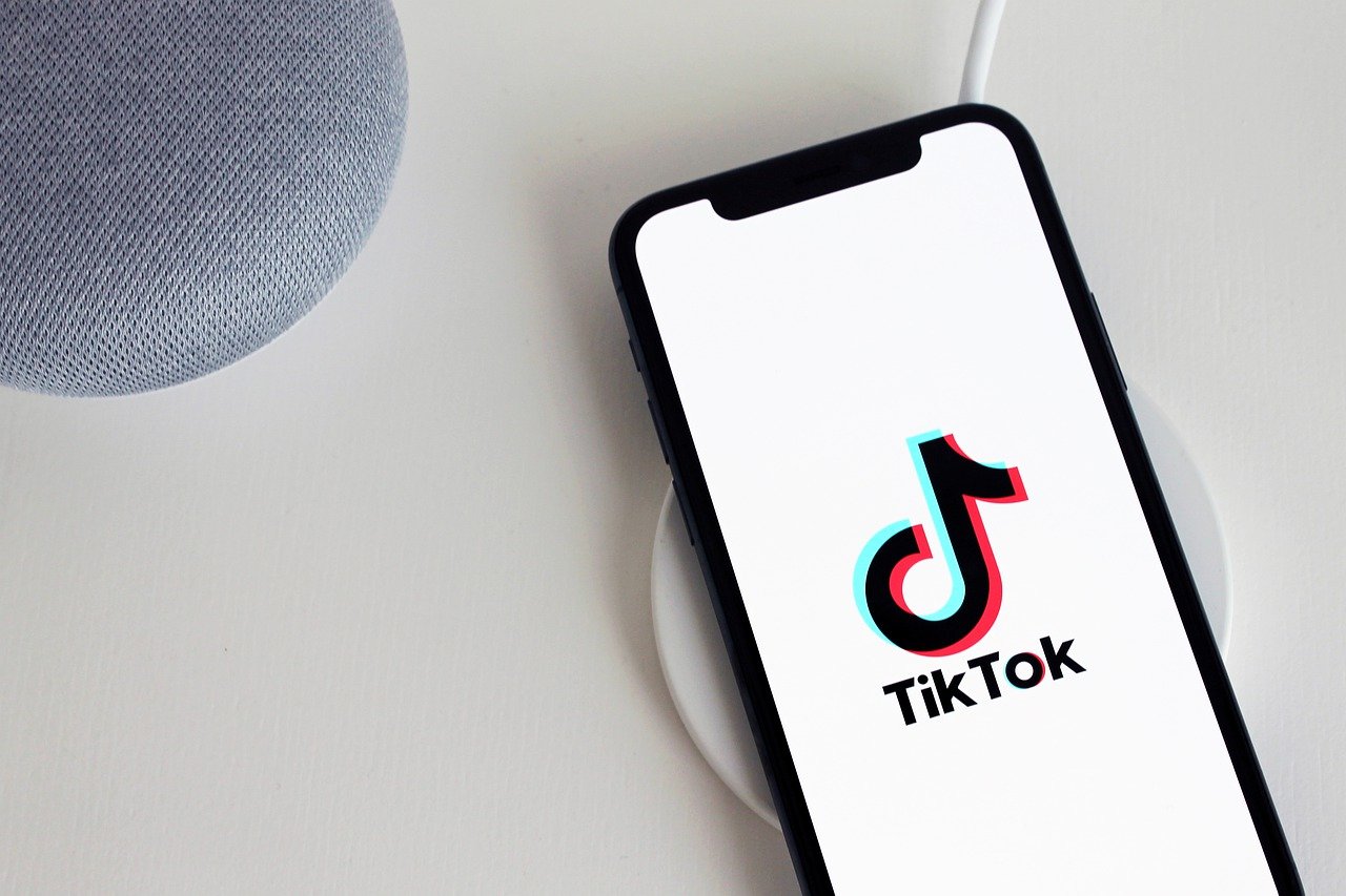 TikTok Perkenalkan Alat Baru untuk Menandai Konten AI 1 Tiktok 3