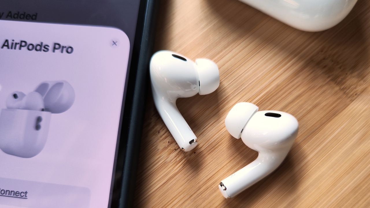 Review Apple AirPods Pro 2: Penyempurnaan Nyata di Dunia Audio Nirkabel 1 airpods pro 2
