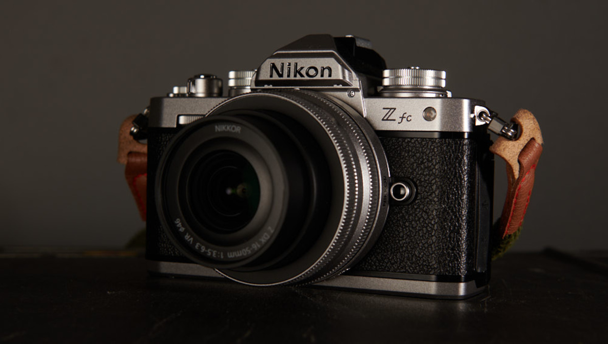 Review Nikon Z fc: Kamera Retro dengan Estetika Klasik 1 nikon z fc