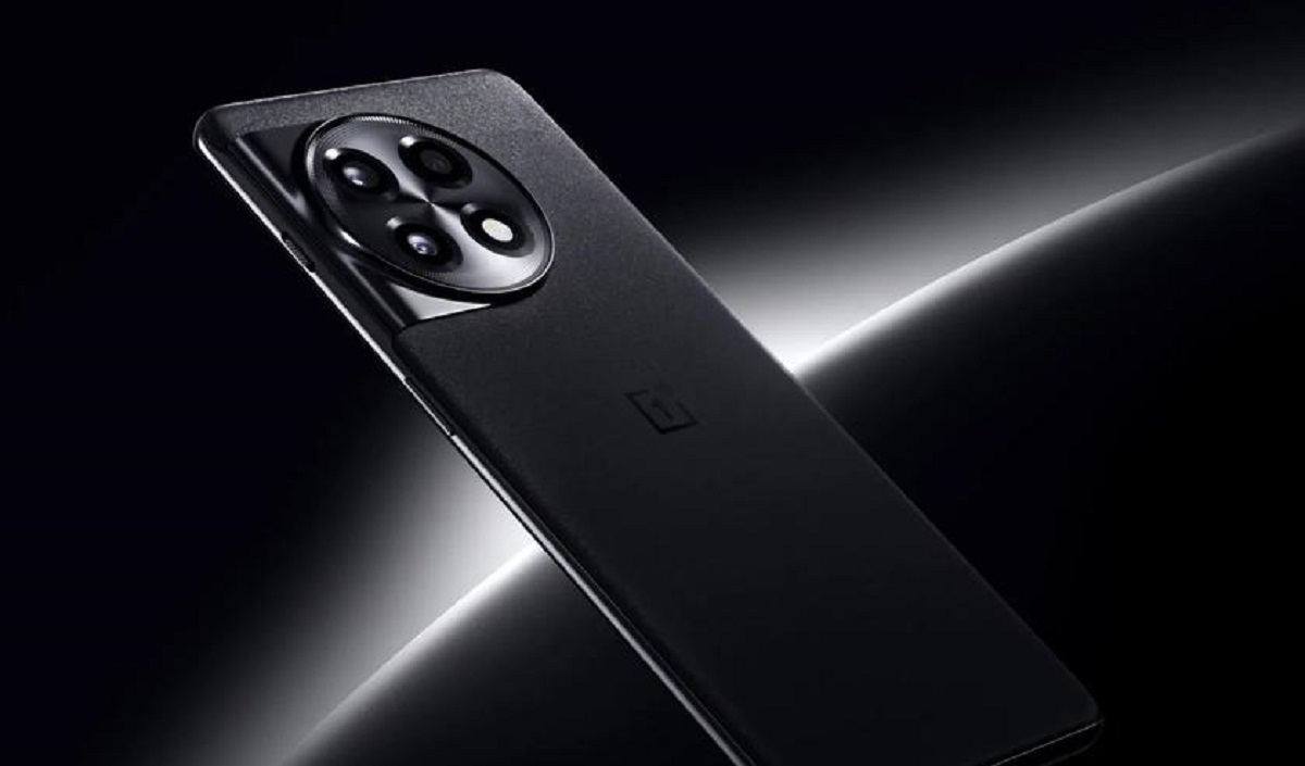 OnePlus 12: Hadir dengan Pengisian Cepat 100W dan Fitur Canggih Lainnya 1 Oneplus 12 Preview 3