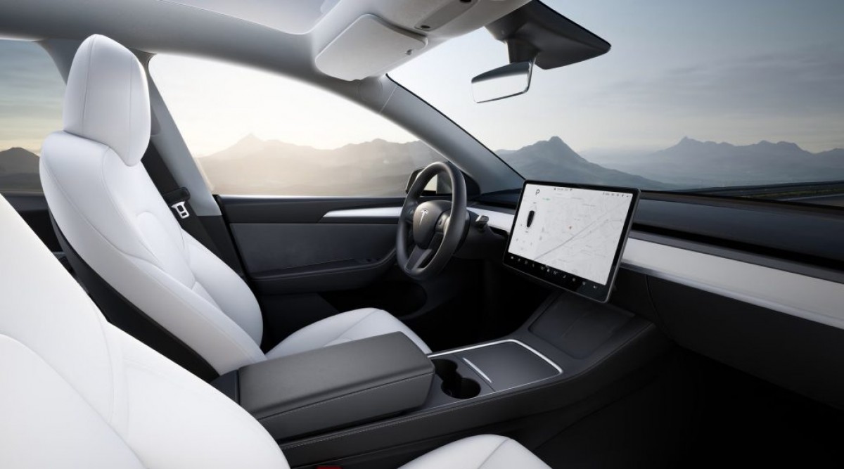 Tesla Melangkah Menuju Pengemudi AI dengan Integrasi Grok AI 1 Tesla EV With Grok Ai