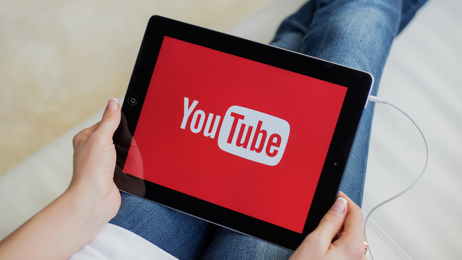 YouTube Menguji Alat Kecerdasan Buatan untuk Mengelompokkan Komentar Berdasarkan Topik dan Chatbot untuk Video 1 Youtube 5
