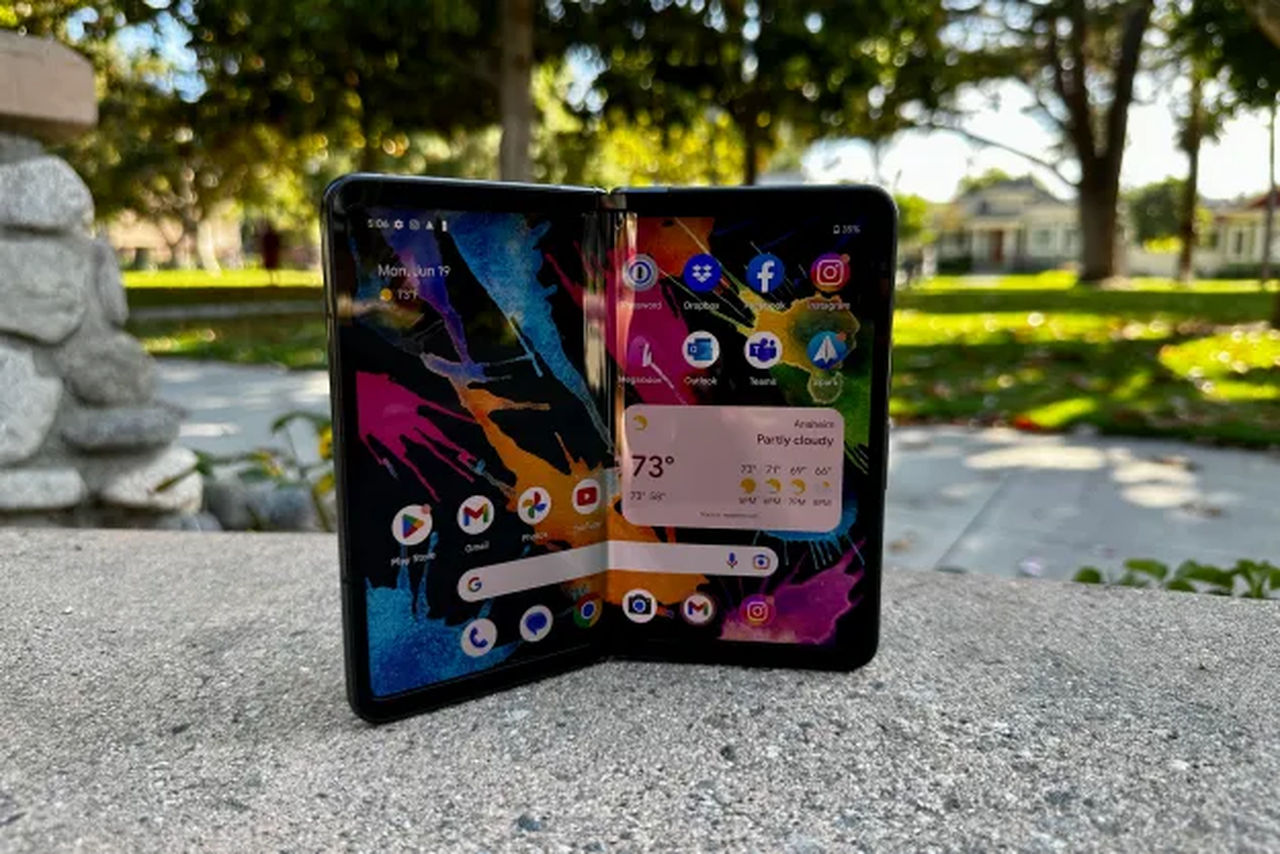 Review Google Pixel Fold: Desain Menawan dengan Layar Inovatif dan Performa Handal 1 Google Pixel Fold Review