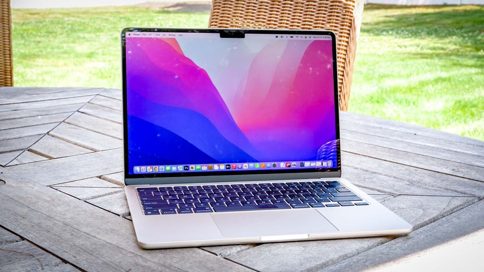 Review MacBook Air M2: Laptop Terbaik Untuk Kebutuhan Mayoritas, Layakkah Dibeli? 1 Macbook Air M2 Review