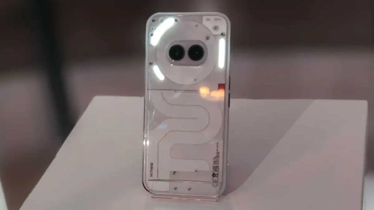 Review Nothing Phone 2a: Kombinasi Desain Khas dengan Keunggulan di Kelas Menengah 1 Review Nothing Phone 2a