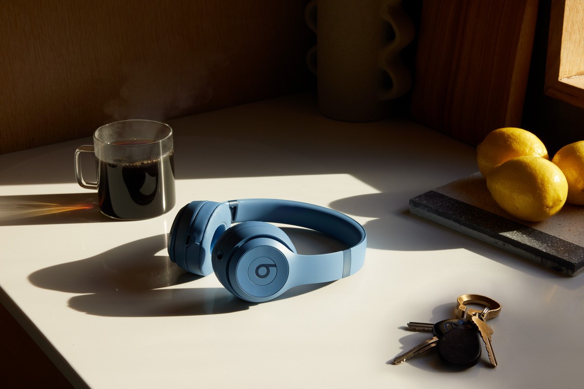 Beats Hadirkan Duo Baru: Beats Solo 4 dan Solo Buds, Suara Gahar dengan Daya Tahan Lama 1 Beats Solo 4 dan Solo Buds