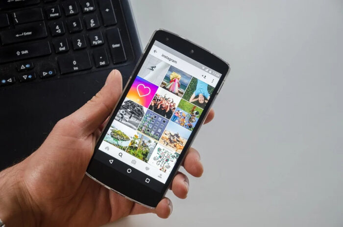 cara membuat huruf tebal di instagram