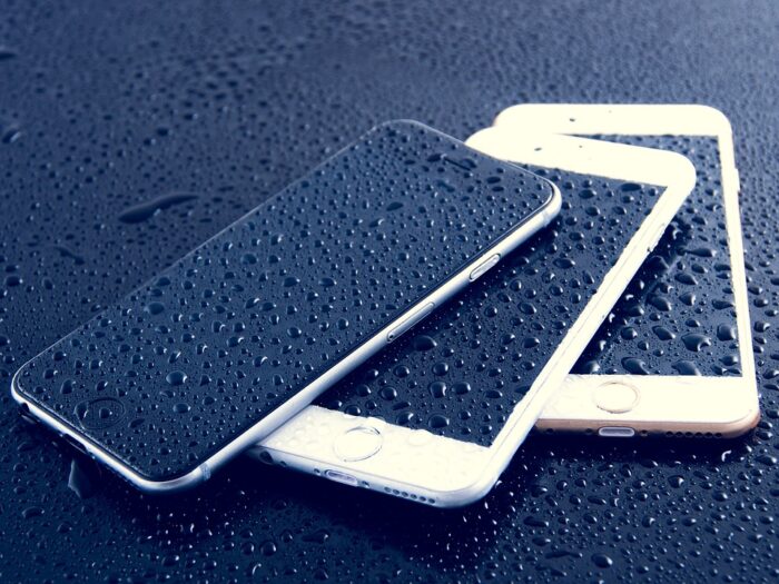 Mengeluarkan Air Dari Iphone
